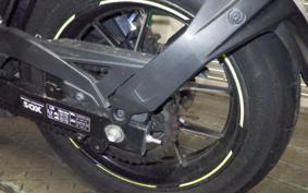 SUZUKI GIXXER 250 SF 2003