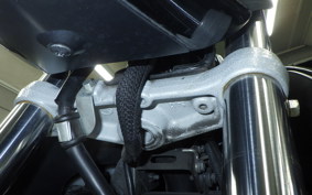SUZUKI GSR250