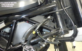 HUSQVARNA SVARTPILEN 125