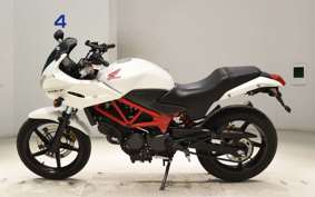 HONDA VTRF250 2011 MC33