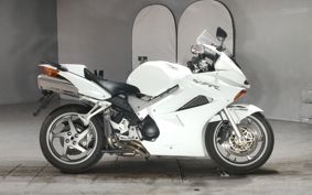 HONDA VFR800 2004 RC46