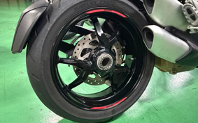 DUCATI MULTI STRADA 1200S 2015 AA02