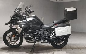 BMW R1250GS 0M01