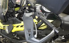 SUZUKI Vｽﾄﾛｰﾑ250A 2023