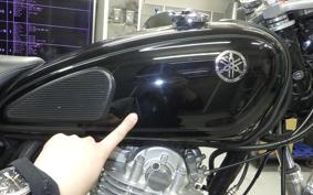 YAMAHA SR400 Gen.4 2017