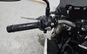 HONDA CB650R 2019 RH03
