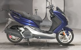 YAMAHA S-MAX SG27