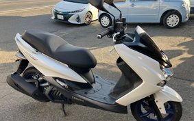 YAMAHA MAJESTYS SG52J