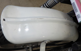 SUZUKI GZ125-HS