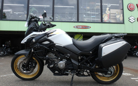 SUZUKI DL650 ( V-Strom 650 ) 2023 C733M