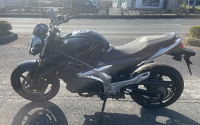 SUZUKI GLADIUS400 2010