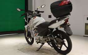 YAMAHA YX125