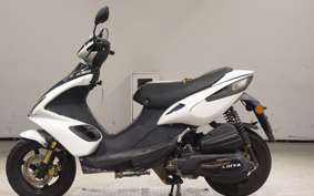 ADVIA R125