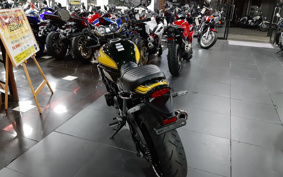 KAWASAKI Z900RS YELLOW  BALL ED 2024 ZR900K