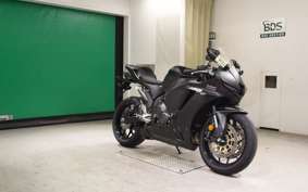 HONDA CBR600RR 2024 PC40
