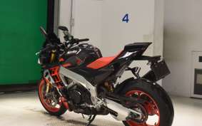 APRILIA TUONO V4 1100 2021