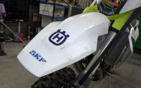 HUSQVARNA TE150I