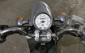 YAMAHA VINO125 SE24
