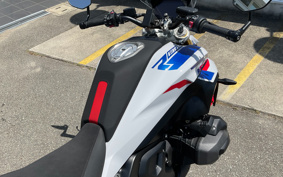 BMW R1300R 2025 0M51