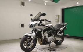 YAMAHA FZS1000 FAZER 2004