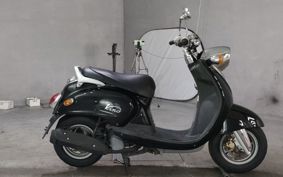 YAMAHA VINO 125 SE24