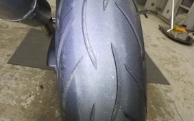HONDA RVF400 2000 NC35