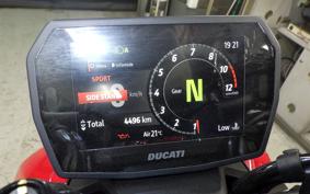 DUCATI ストリート FIGHTER V2S 2025