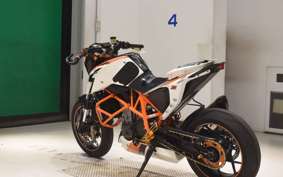 KTM 690 DUKE R 2021