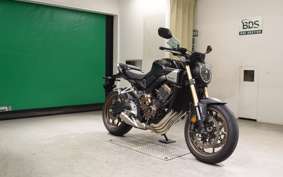 HONDA CB650R E-Clutch 2025 RH17