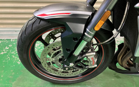 TRIUMPH  TRIUMPH  STREET  TRIPLE RS 2019 HDA554