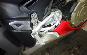 DUCATI パニガーレーV4 2025