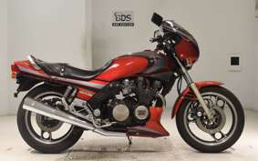 YAMAHA XJ750 E 1983 29R