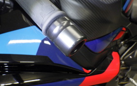 BMW M1000RR 2026