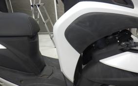 YAMAHA TRICITY 125 SE82J