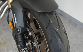 HONDA CB650R E-Clutch 2024 RH17