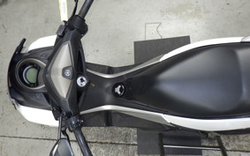 YAMAHA N-MAX SE86J