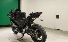 YAMAHA YZF R-3 2021 RH13J