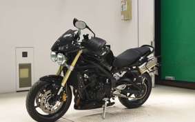 TRIUMPH STREET TRIPLE 2011