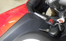 HONDA CB200X