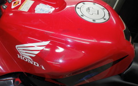 HONDA CBR600RR 2004 PC37