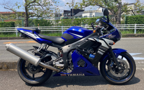 YAMAHA 6 2003 RJ05