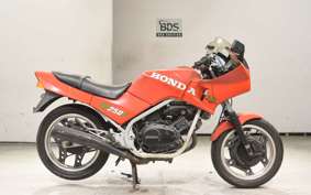 HONDA VT250FE MC08