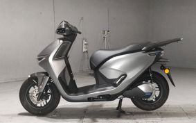 HONDA CUV e EF18