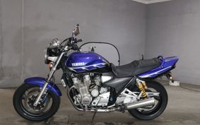 YAMAHA XJR1300 2001 RP03J