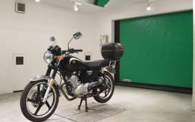 YAMAHA YB125SP 2025