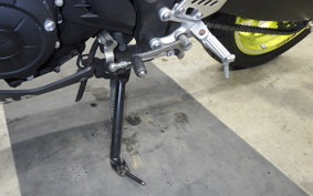 YAMAHA YZF-R25 A 2001 RG43J