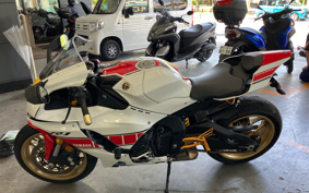 YAMAHA YZF-R1 2023 RN65J