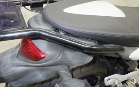 SUZUKI ｸﾞﾗﾃﾞｨｳｽ400 2010 VK58A