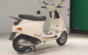 VESPA 125ET4