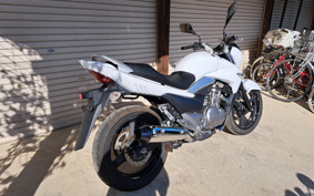 SUZUKI GSR250 GJ55D